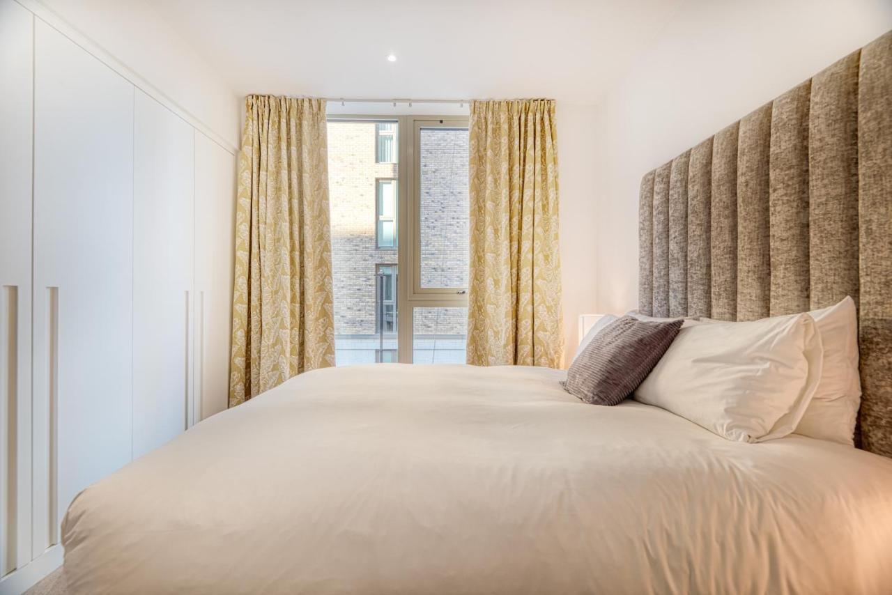 Austin David Apartments Royal Wharf Лондон Екстер'єр фото