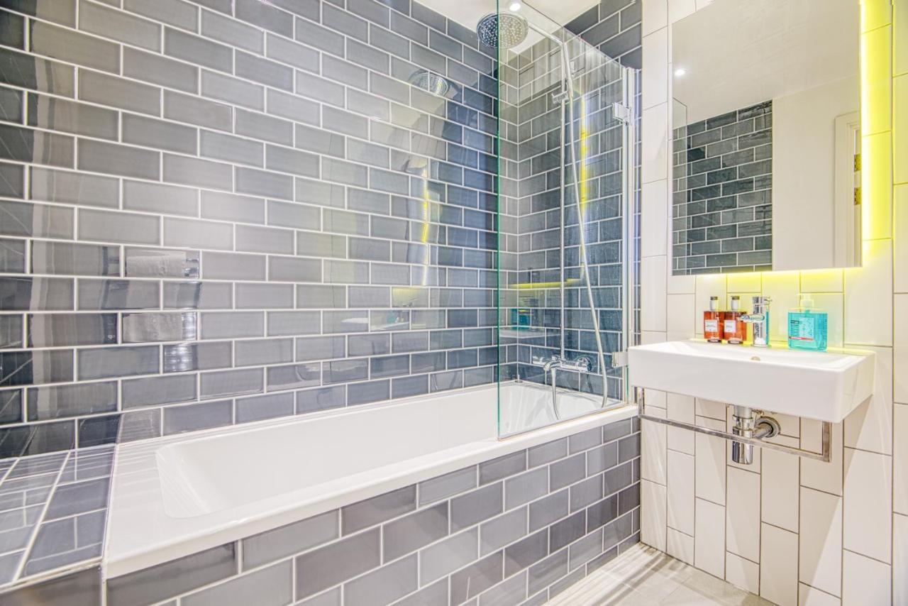 Austin David Apartments Royal Wharf Лондон Екстер'єр фото