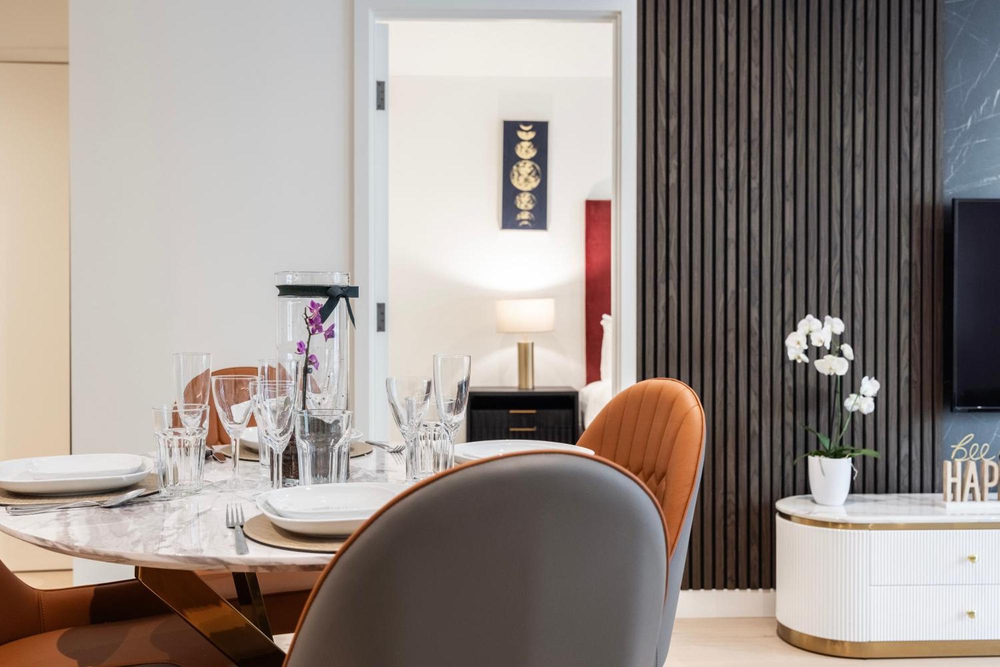 Austin David Apartments Royal Wharf Лондон Екстер'єр фото