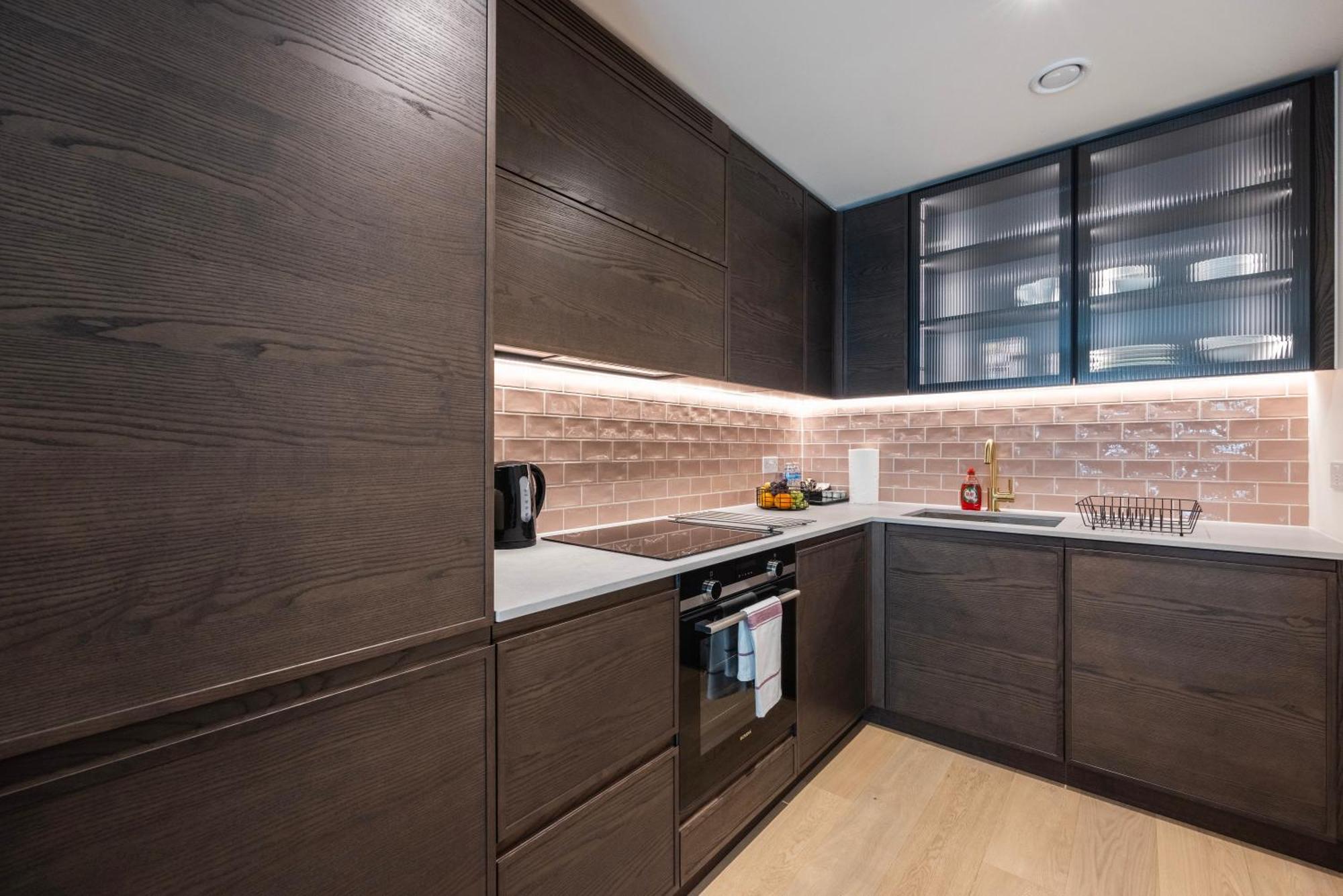 Austin David Apartments Royal Wharf Лондон Екстер'єр фото